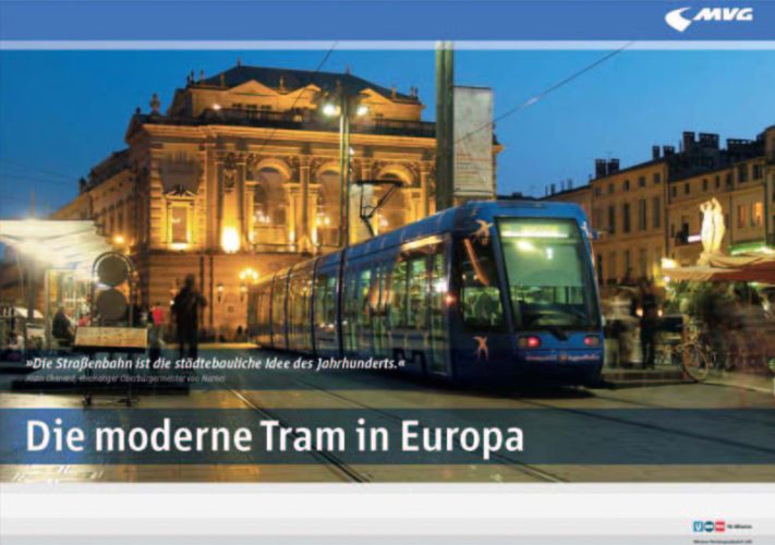 Die Straßenbahn in Montpellier: blau wie der südfranzösische Nachthimmel; das Titelmotiv der Ausstellung (Bild: Viennaslide) Die Straßenbahn in Montpellier: blau wie der südfranzösische Nachthimmel; das Titelmotiv der Ausstellung (Bild: Viennaslide)