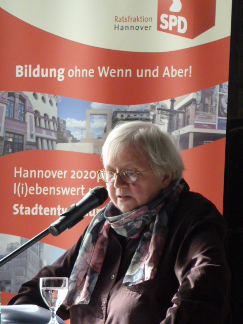 Prof. Dr. Luise Pusch 