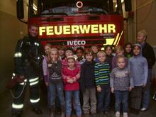 Hortkinder bei der Feuerwehr Hortkinder bei der Feuerwehr