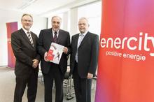 v.l.n.r: Harald Noske (enercity-Technikvorstand), Michael Feist (enercity-Vorstandsvorsitzender und kaufmännischer Direktor) und Jochen Westerholz (enercity-Arbeitsdirektor) präsentieren den enercity Report 2013 