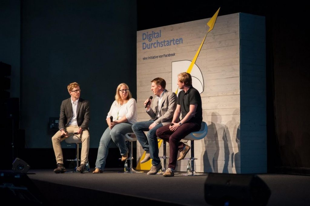 podiumsdiskussion bei digital durchstarten