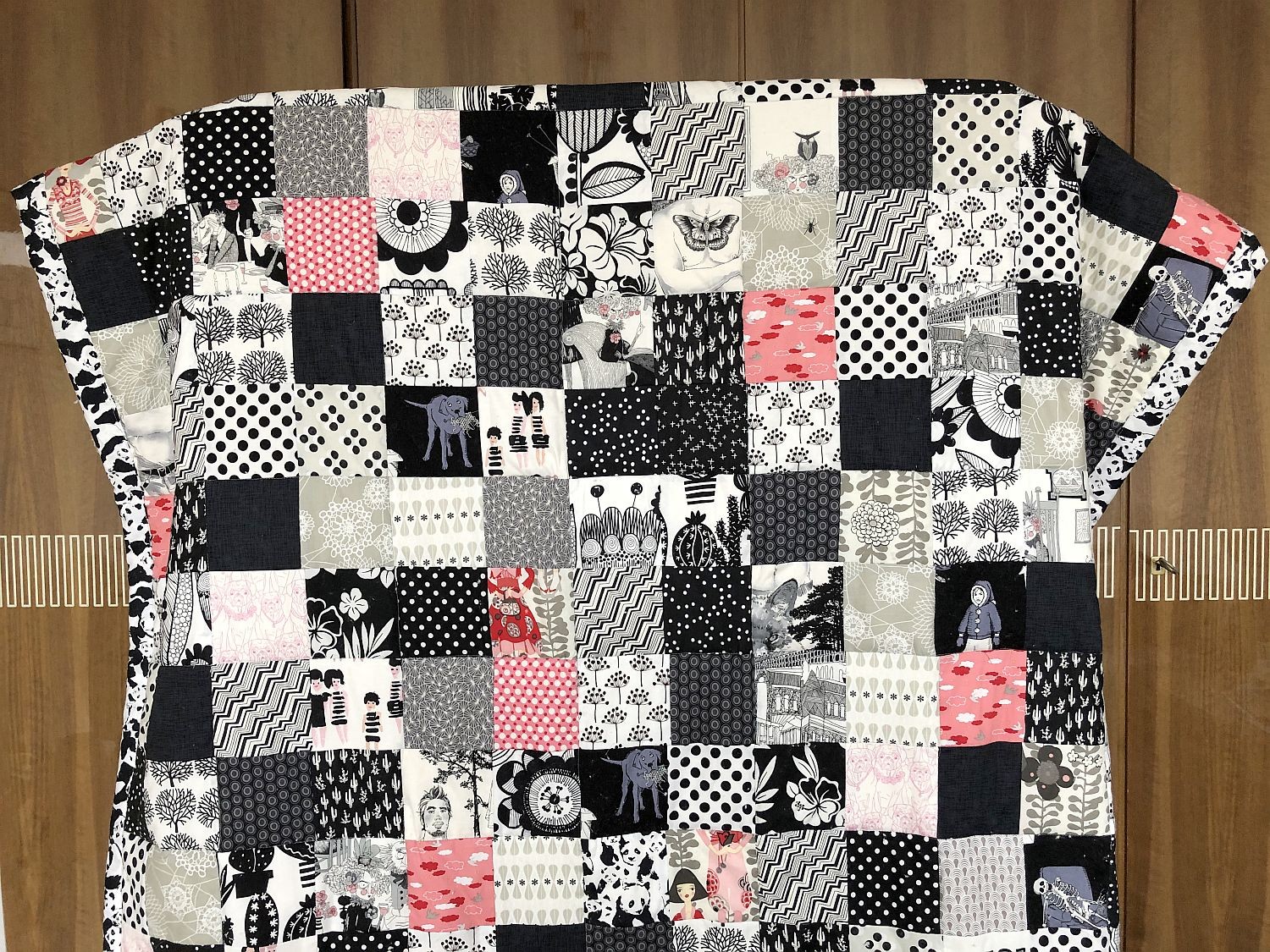 Patchworkquilt aus Quadraten