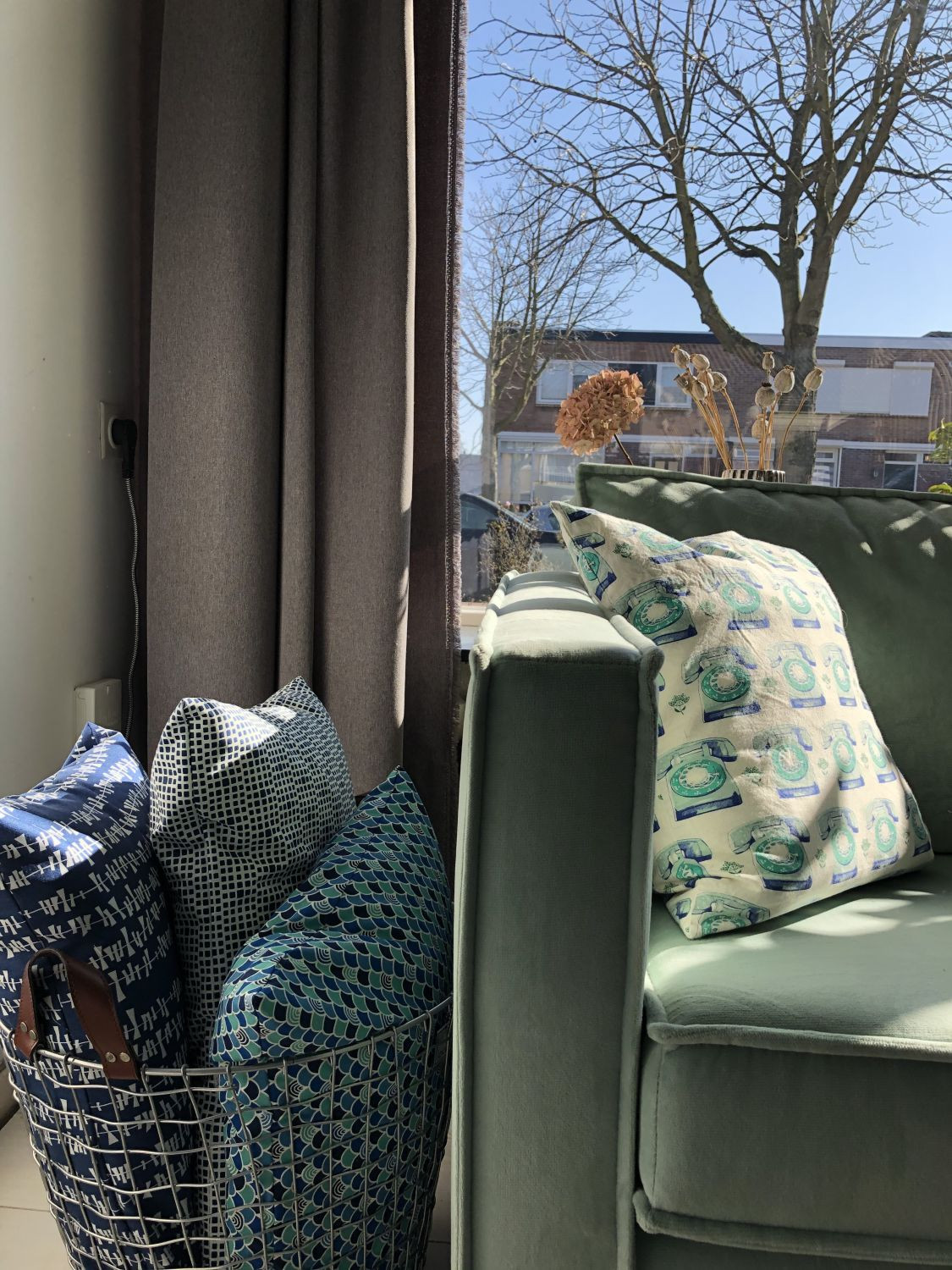 Blick ins Wohnzimmer