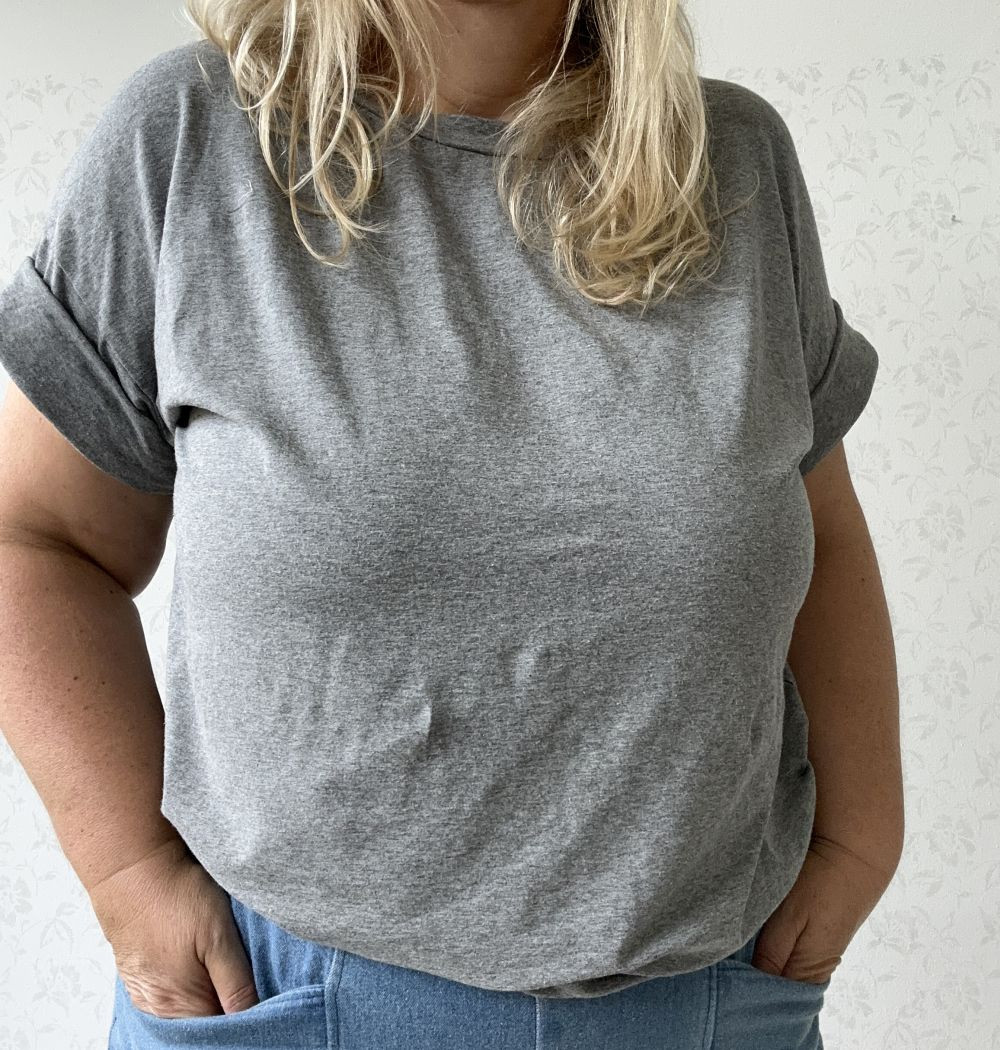 Schnittmuster für ein Damen-T-Shirt