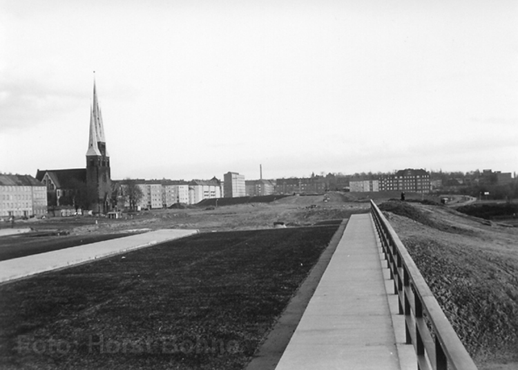 Bau des Westschnellweg 1961 (Foto: Horst Bohne) 