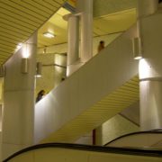 Treppengewirr in der U-Bahn Station