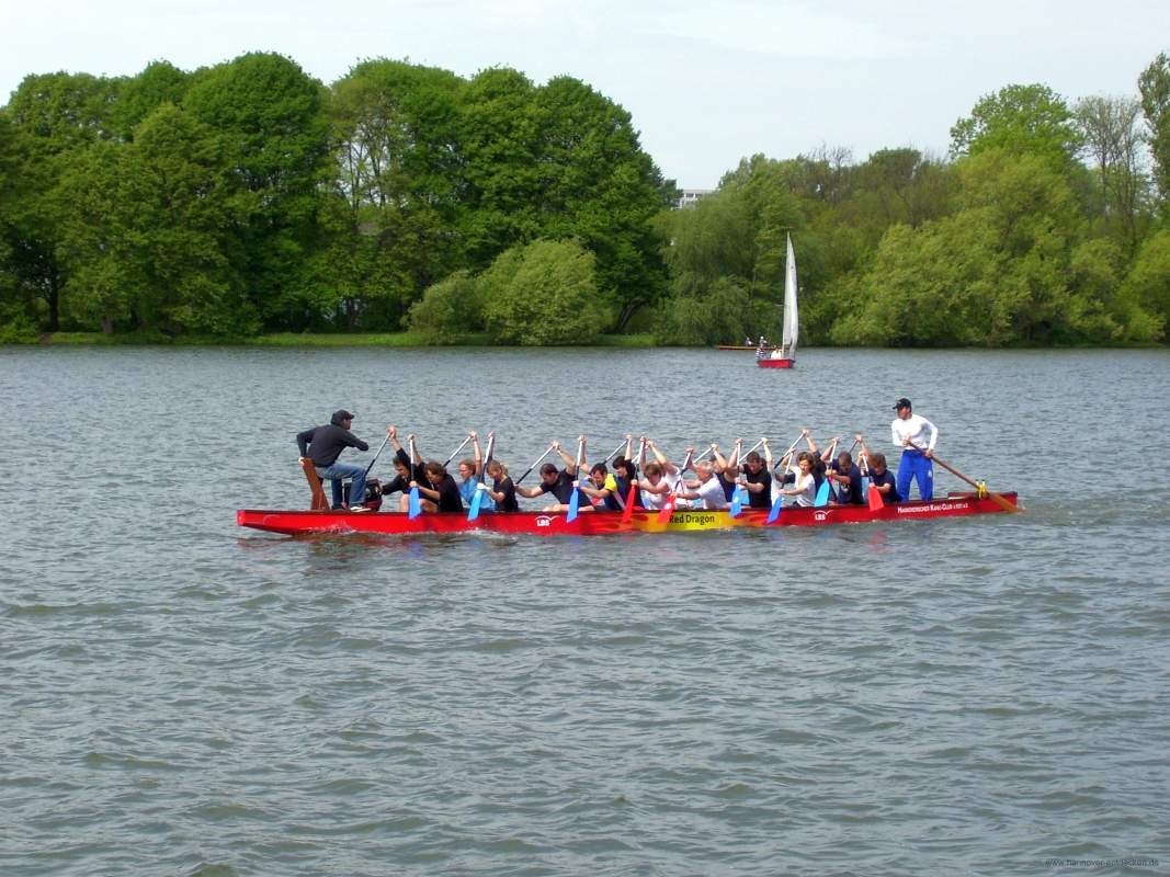 Drachenboot auf dem Maschsee