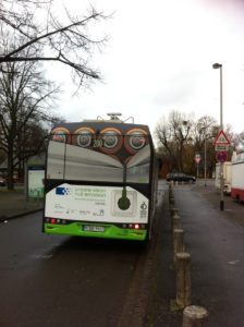 Einzige Alternative: Buslinie 200 im Sportpark