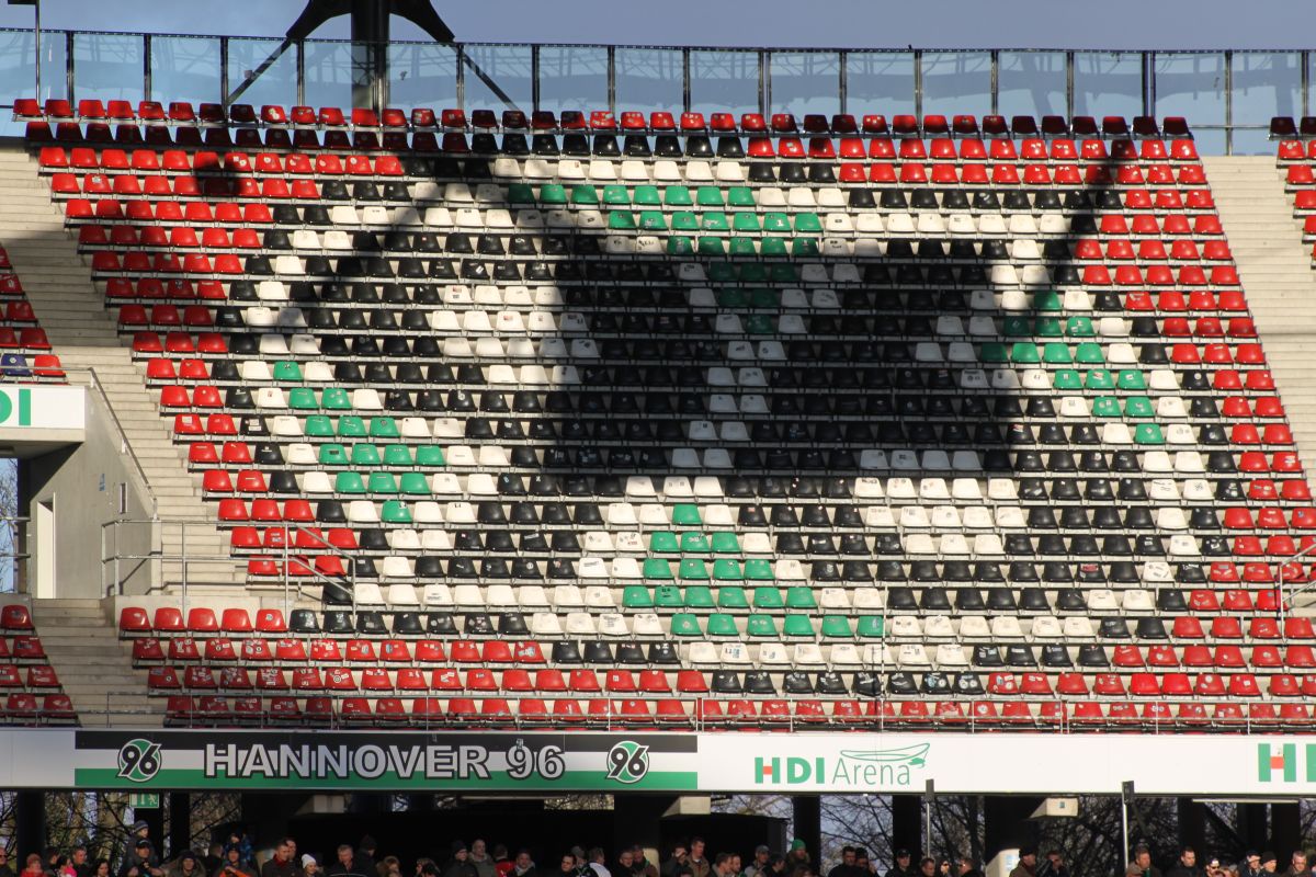 Niedersachsenstadion: Die Heimat der Roten