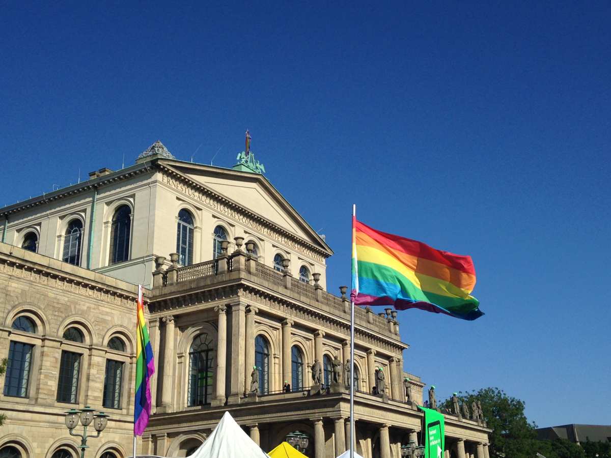 CSD auf dem Opernplatz