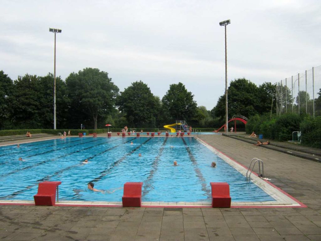 Schwimmerbecken