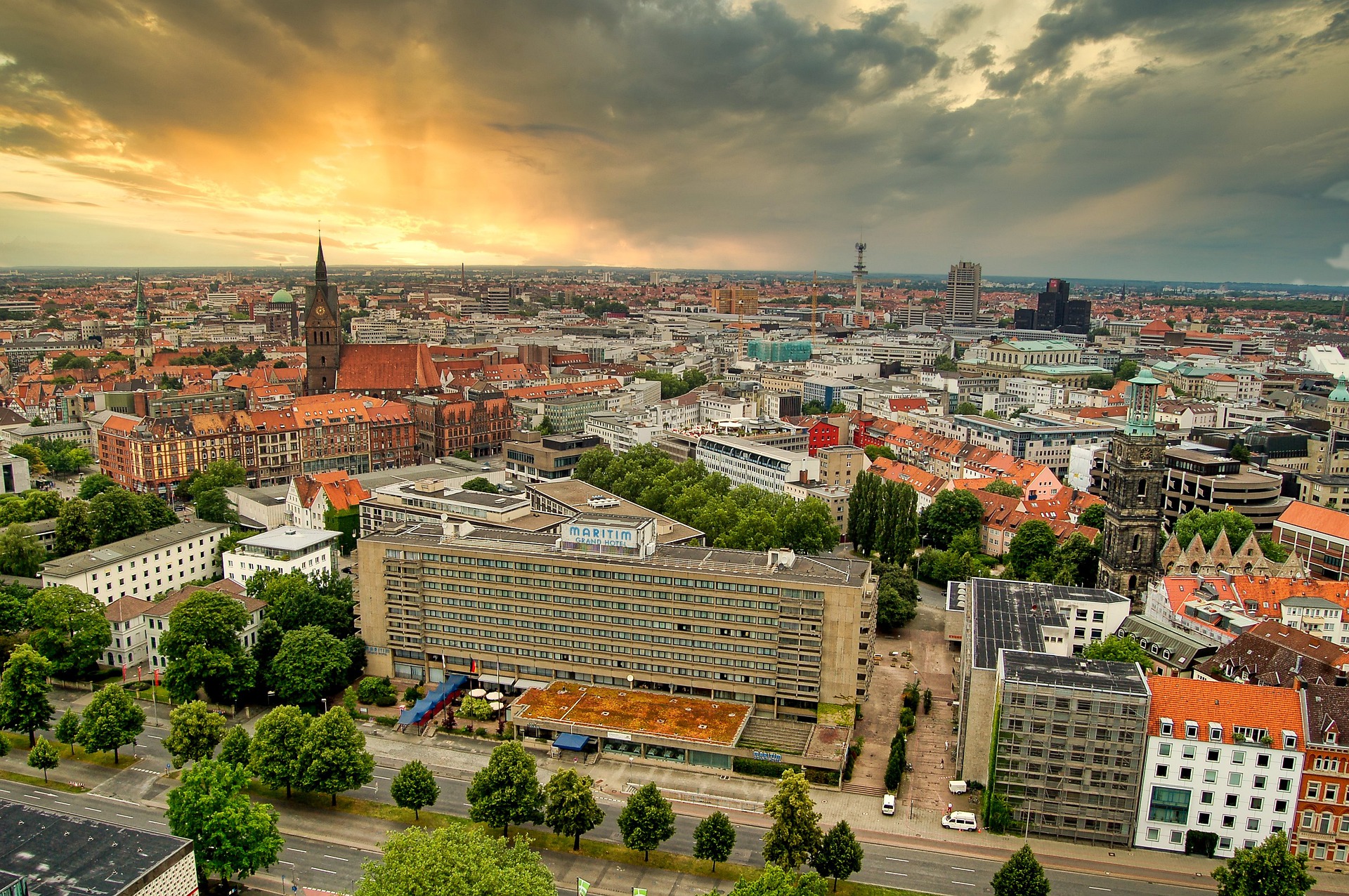 Blick vom Neuen Rathaus auf die City