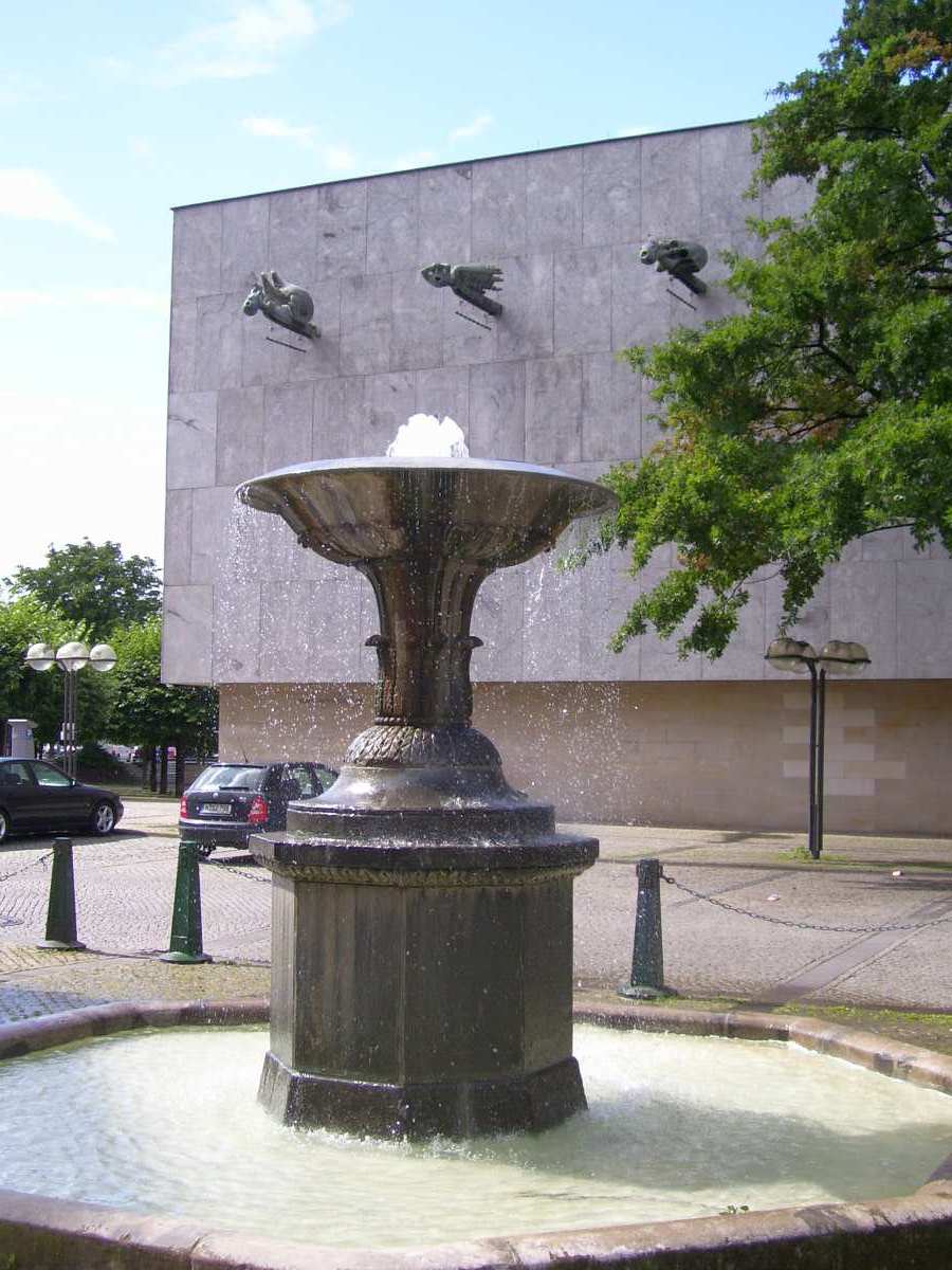 Schlossbrunnen