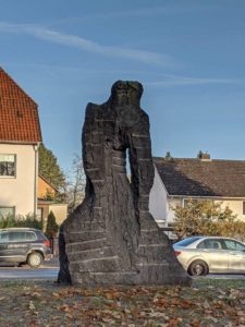Gedenkstein für die Zwangsarbeiter der Deurag Erdölraffinerie