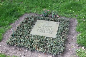 Grab von Franz Nause