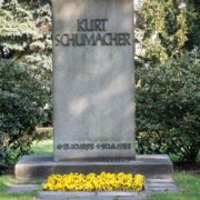 Grabstein Kurt Schumacher