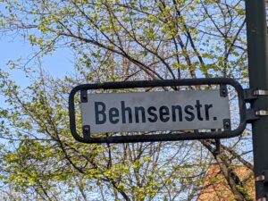Behnsenstraße (Straßenschild)