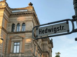 Hedwigstraße (Straßenschild)