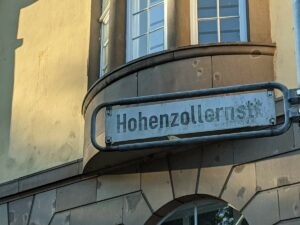 Hohenzollernstraße (Straßenschild)