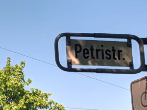 Petristraße (Straßenschild)