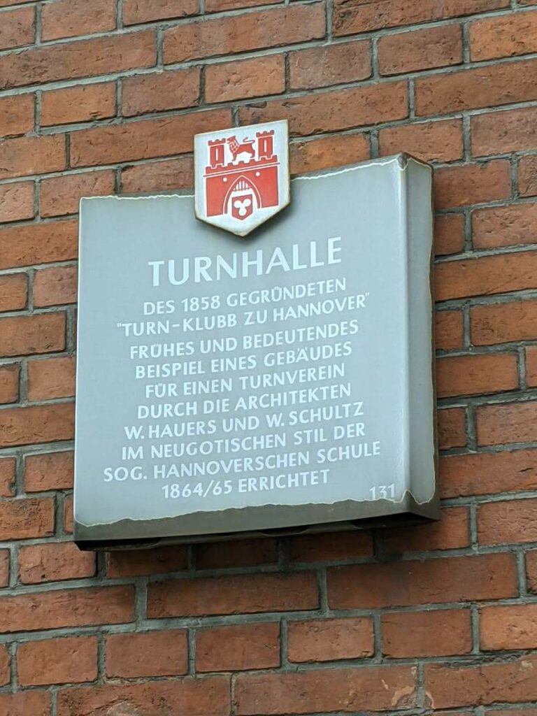 Stadttafel Turnhalle des TKH