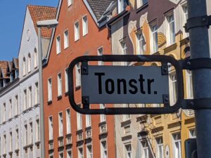 Tonstraße (Straßenschild)