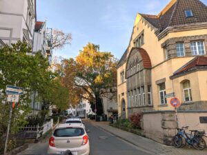 Warmbüchenstraße