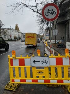 Für Radfahrer voll gesperrt