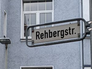 Rehbergstraße (Straßenschild)