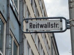 Reitwallstraße (Straßenschild)