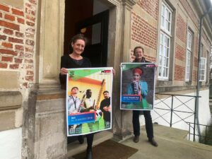 Freuen sich auf „Kultur im Schloss“ und wieder mehr Publikum (v. l.): Sandra van de Loo und Stefani Schulz.
