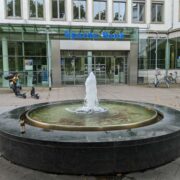 Brunnen vor der Sparda Bank Hannover