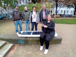 Solarbank v.l.n.r. Felix Mönkemeyer, Michael Werner, Andrea Weinhold-Klotzbach, Rainer Tepe, Anja Ritschel